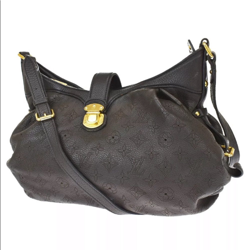 Louis Vuitton authentic Mahina purse